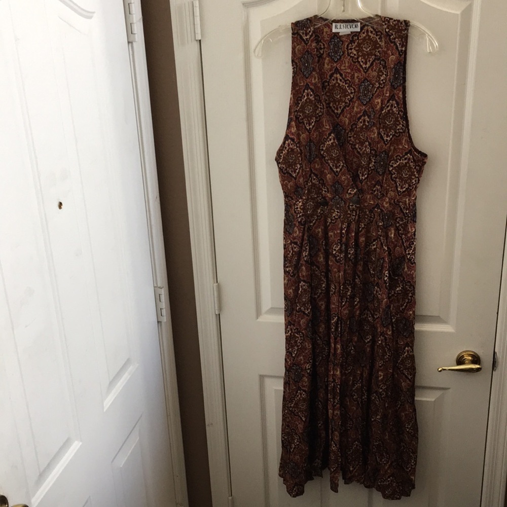 FINAL MARKDOWN Ladies’ R. J. Stevens Dress (6)